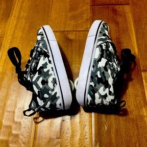 Heelys Black and White Camouflage Sneakers
